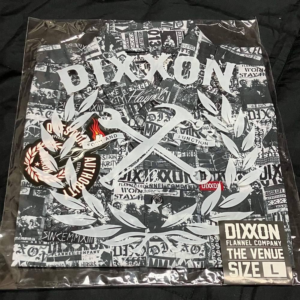 New DIXXON The Venue Short Sleeve Shirt Mens Large BNIB